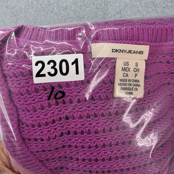 DKNY Jeans Women's Size S Magenta Crochet Knit Button Front Cardigan Sweater - Picture 10 of 10